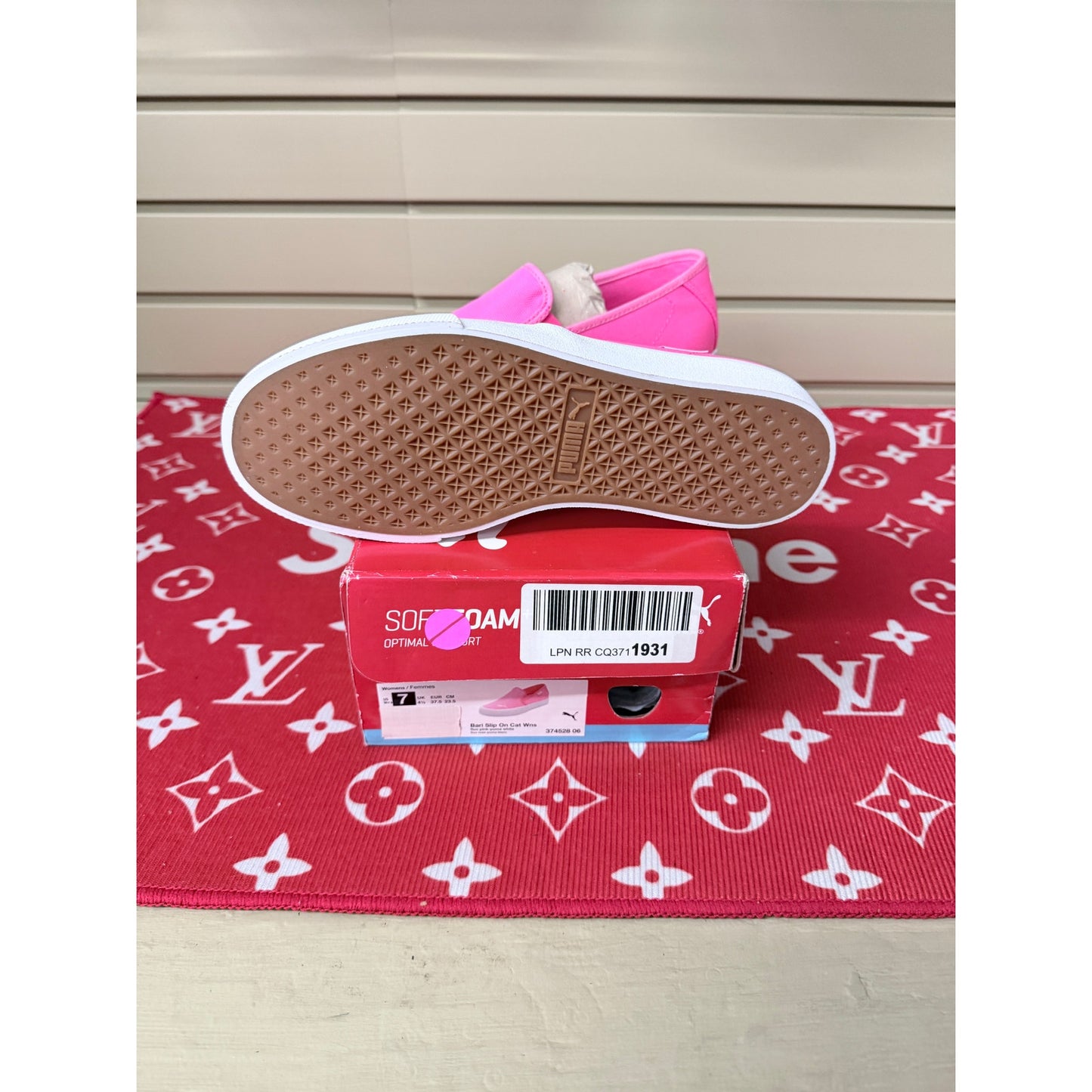 Puma Bari Slip On Fluo Pink Hot Pink Softfoam+ Women’s Size 7 New!