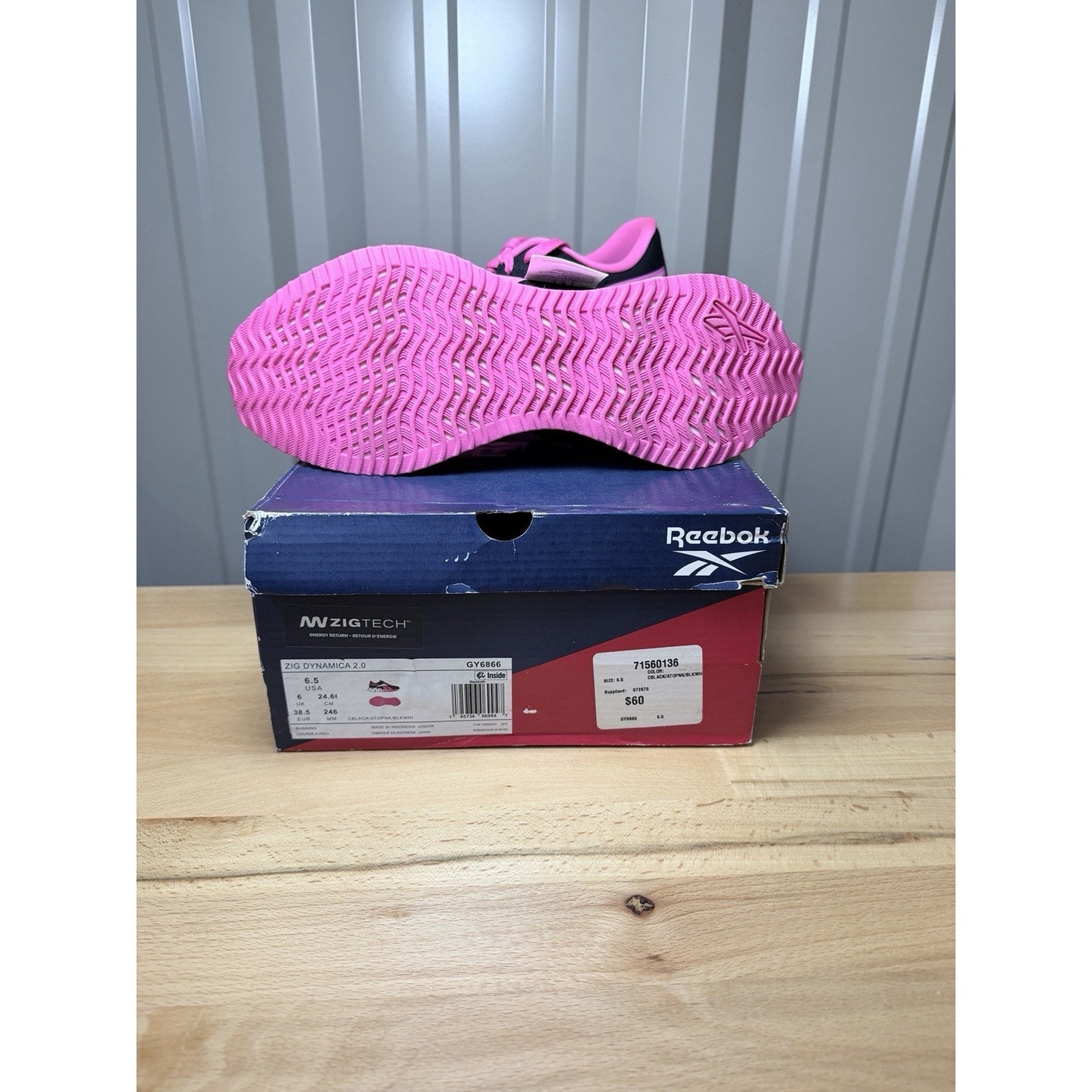 Reebok Zig Dynamica 2.0 Women’s Black / Atomic Pink Size 6.5 New!