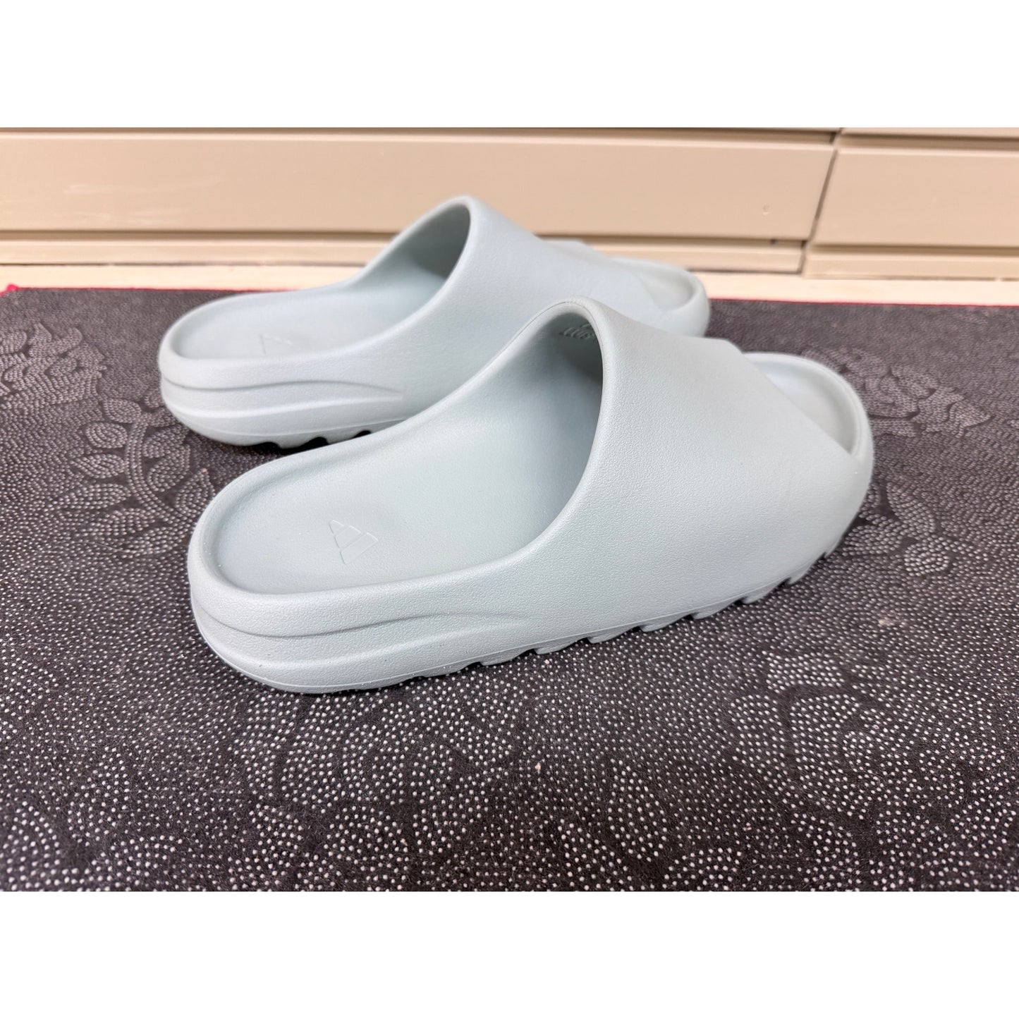 Adidas Yeezy Slide Salt Men’s Size 11