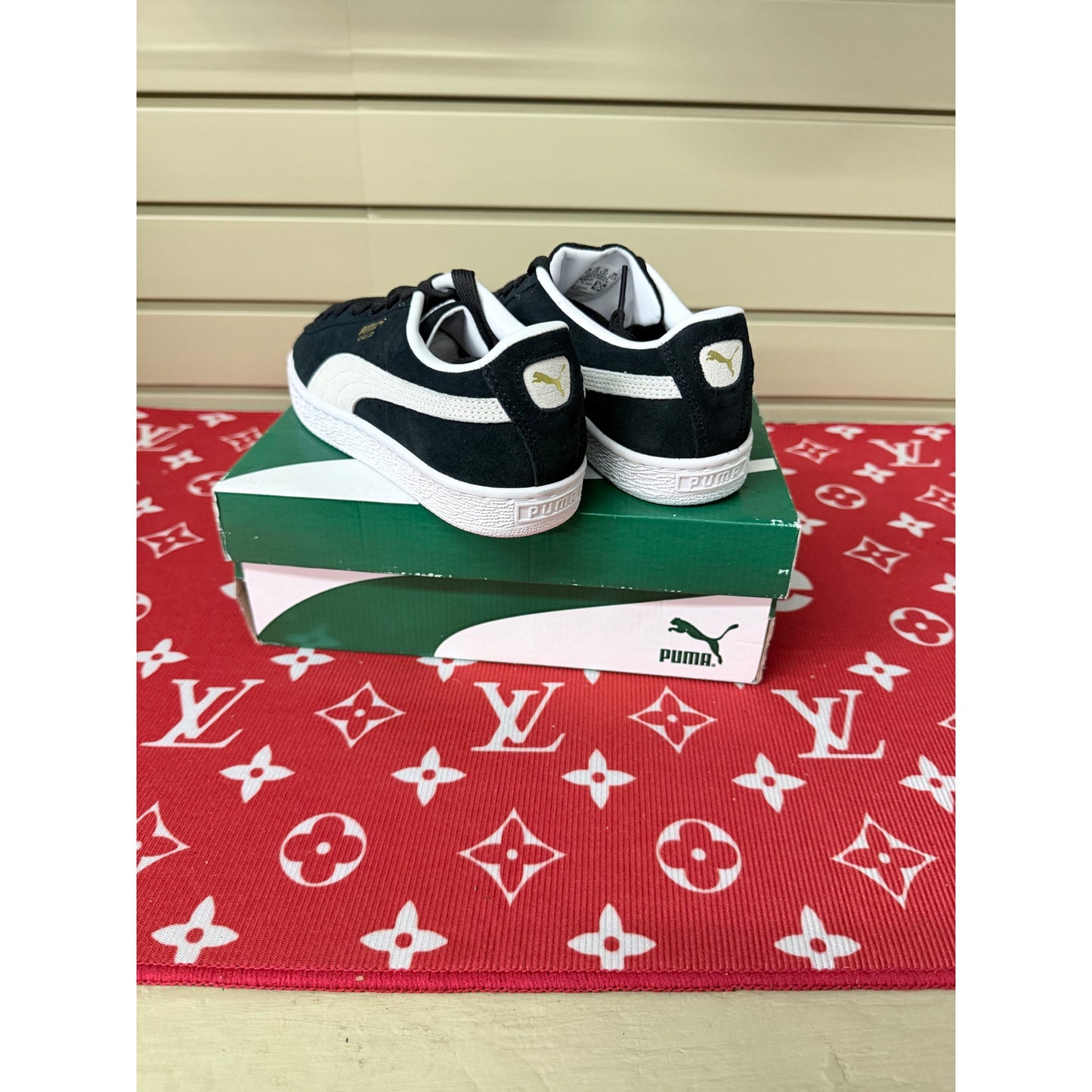 Puma Suede Classic XXI Junior Size 5.5 Youth / 5.5 Men Black New!