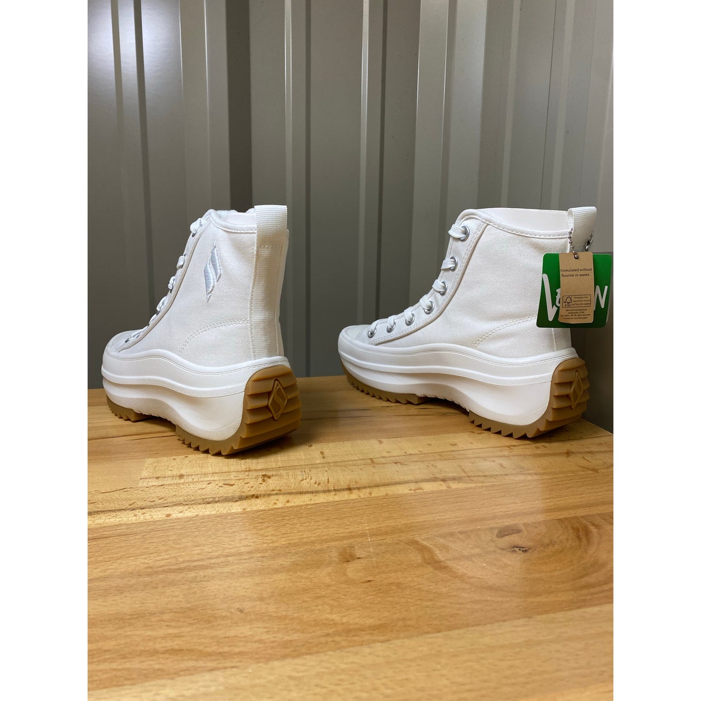 Skechers Trail Blaze Stomper Avenue High Tops Women's Size 5.5 New!