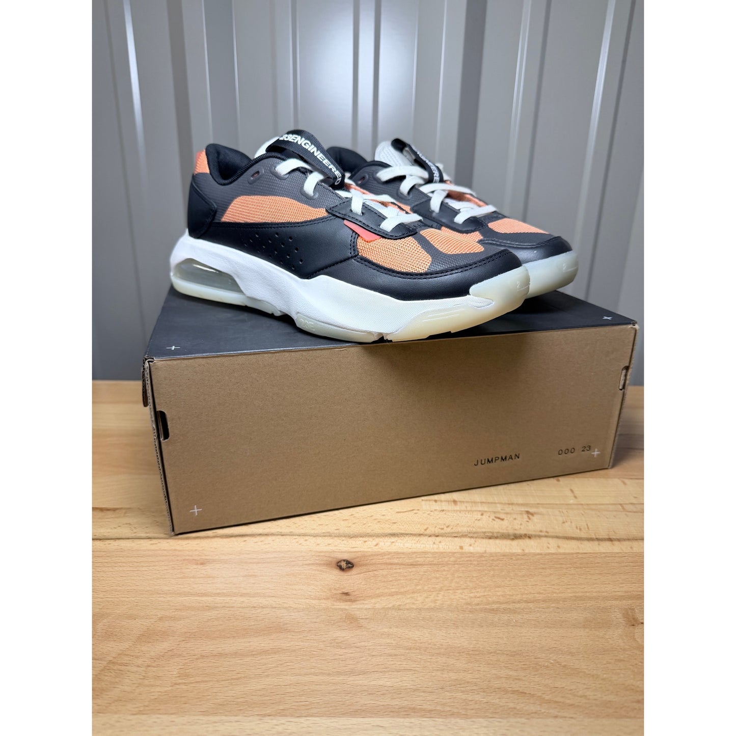 Nike Jordan Air 200E Hot Curry / Black / Team Orange Men’s Size 8.5 New!