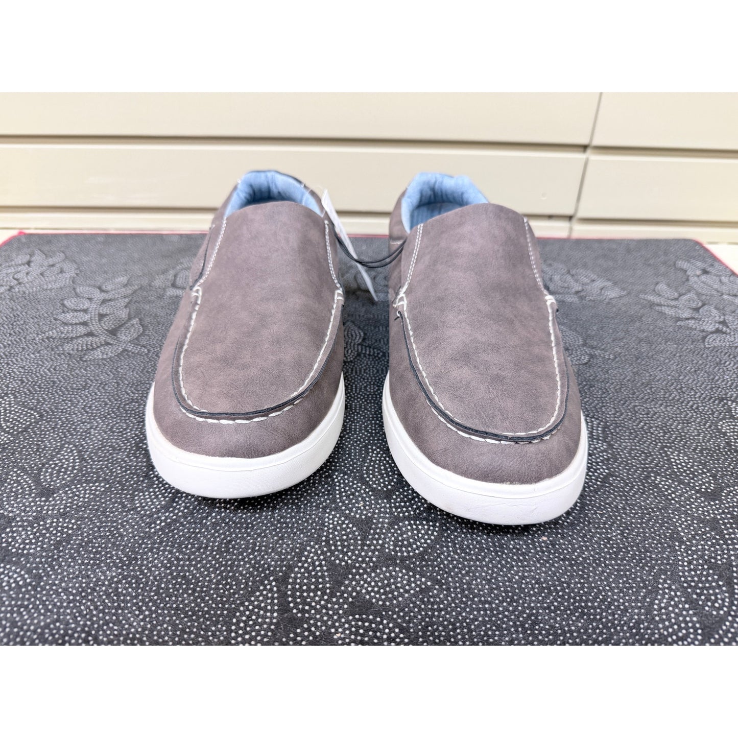 Izod Hampton Men’s Brown Slip On Memory Foam Shoes Size 11