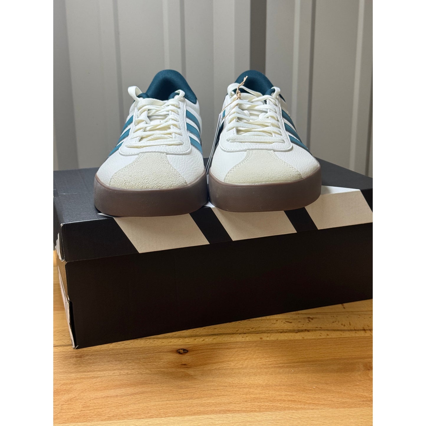 Adidas VL Court 3.0 Men’s White / Preloved Teal / Aurora Ivy 11.5 New!