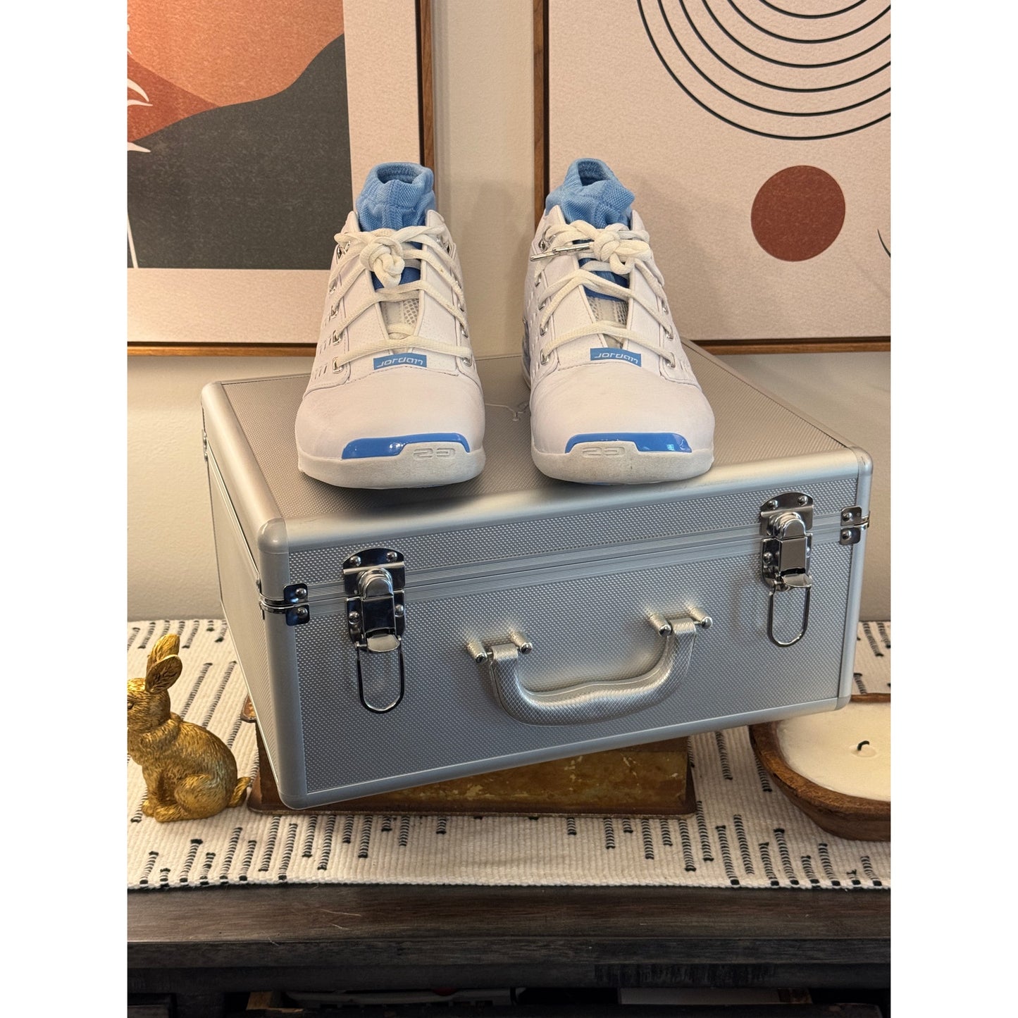 Jordan 17 Retro Low SP UNC University Blue Men’s Size 9.5