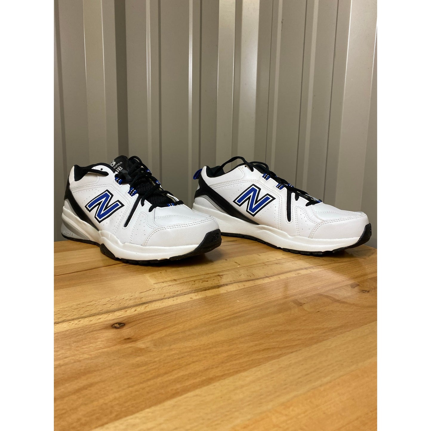 New Balance Men's 608 v5 White/Team Royal/Black Size 10.5 MX608WR5