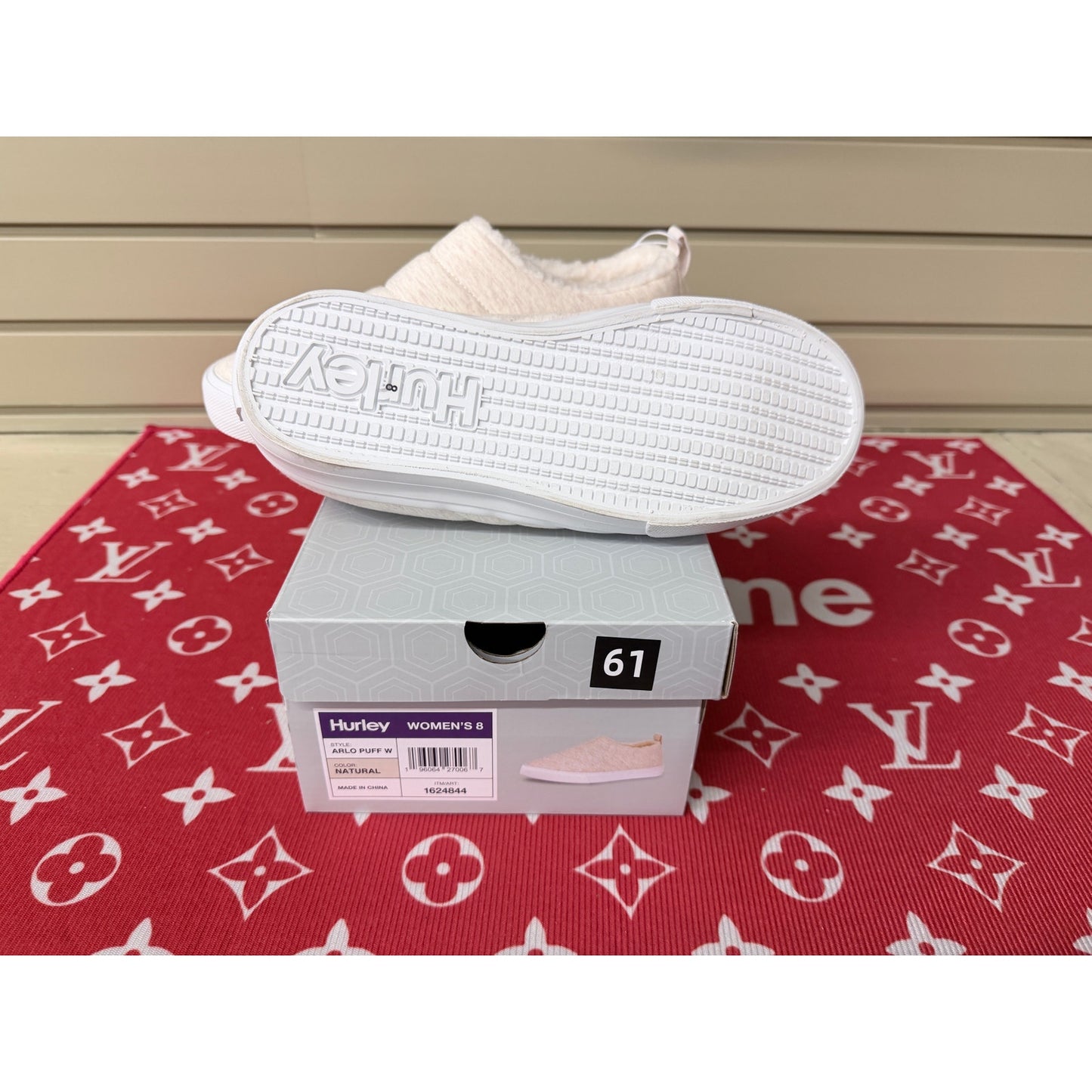 Hurley Arlo Puff Women’s Natural Beige Slip On Sneakers Size 8 New!
