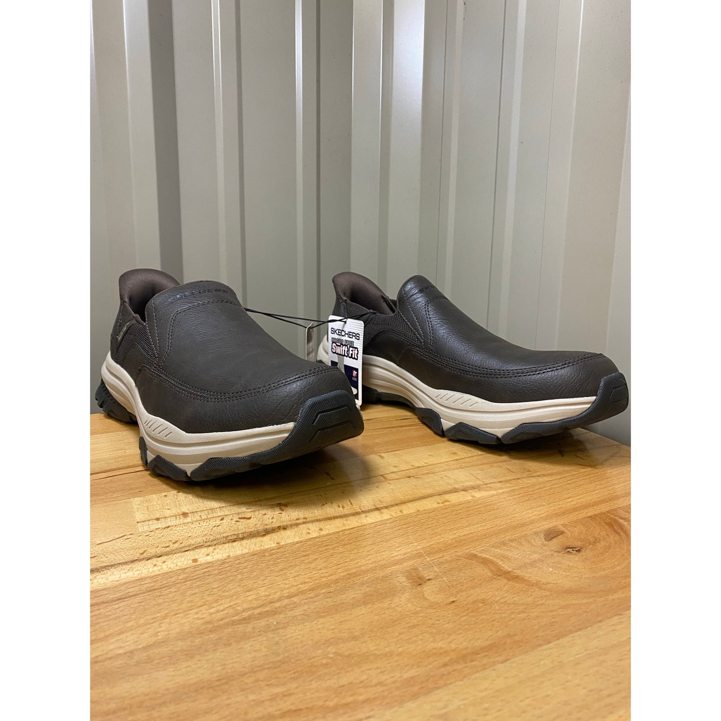 Skechers Swift Fit Izaiah Brown Leather Men's Size 11 New!