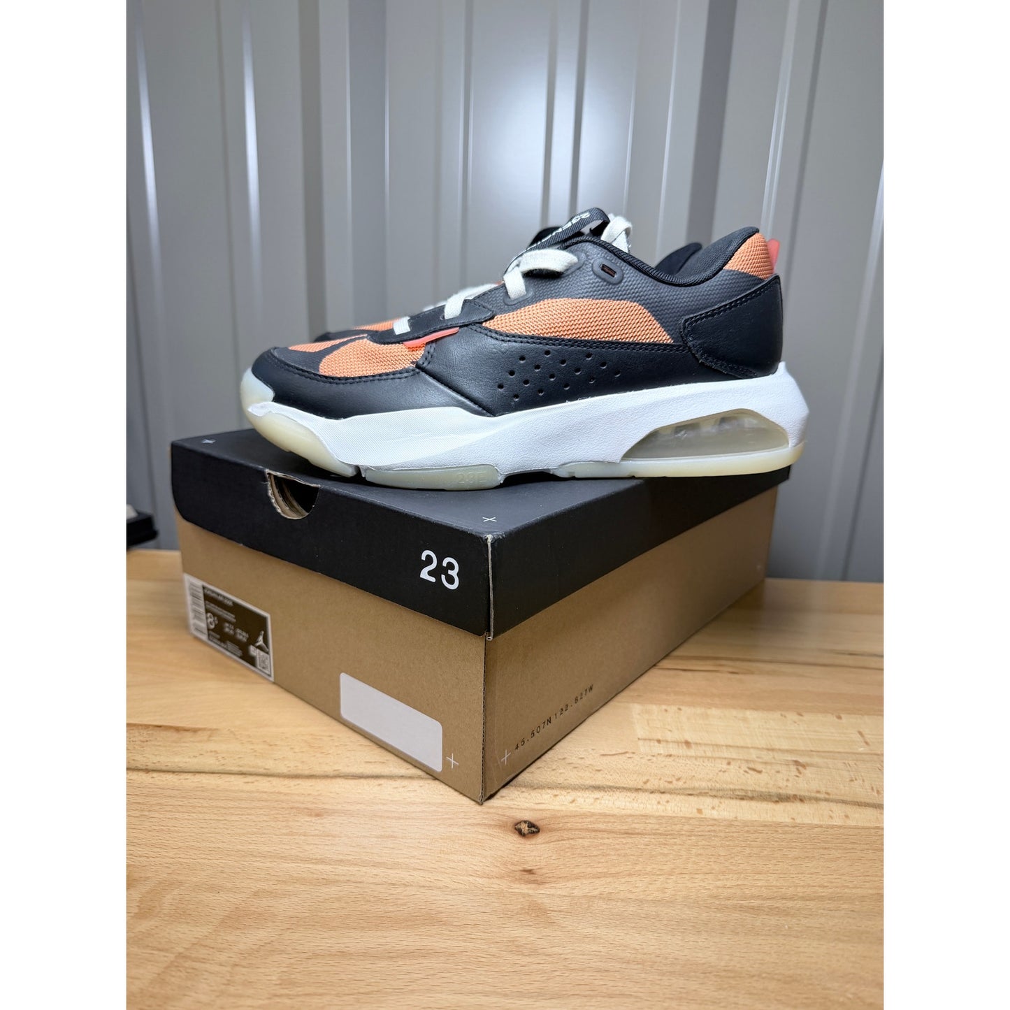 Nike Jordan Air 200E Hot Curry / Black / Team Orange Men’s Size 8.5 New!