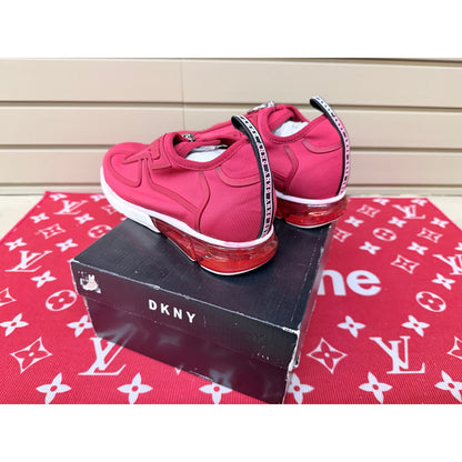 DKNY Nikki Zipper Slip On Women’s Red Sneakers Size 11