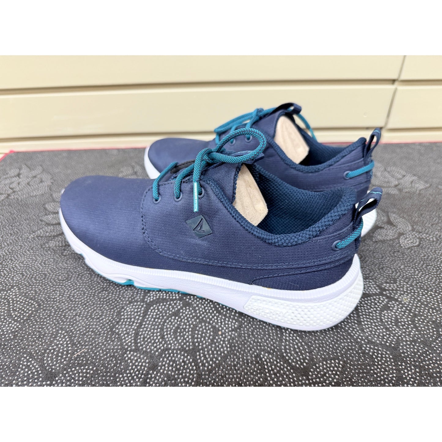 Sperry Maritime Women’s Blue Lace up Sneakers Size 9