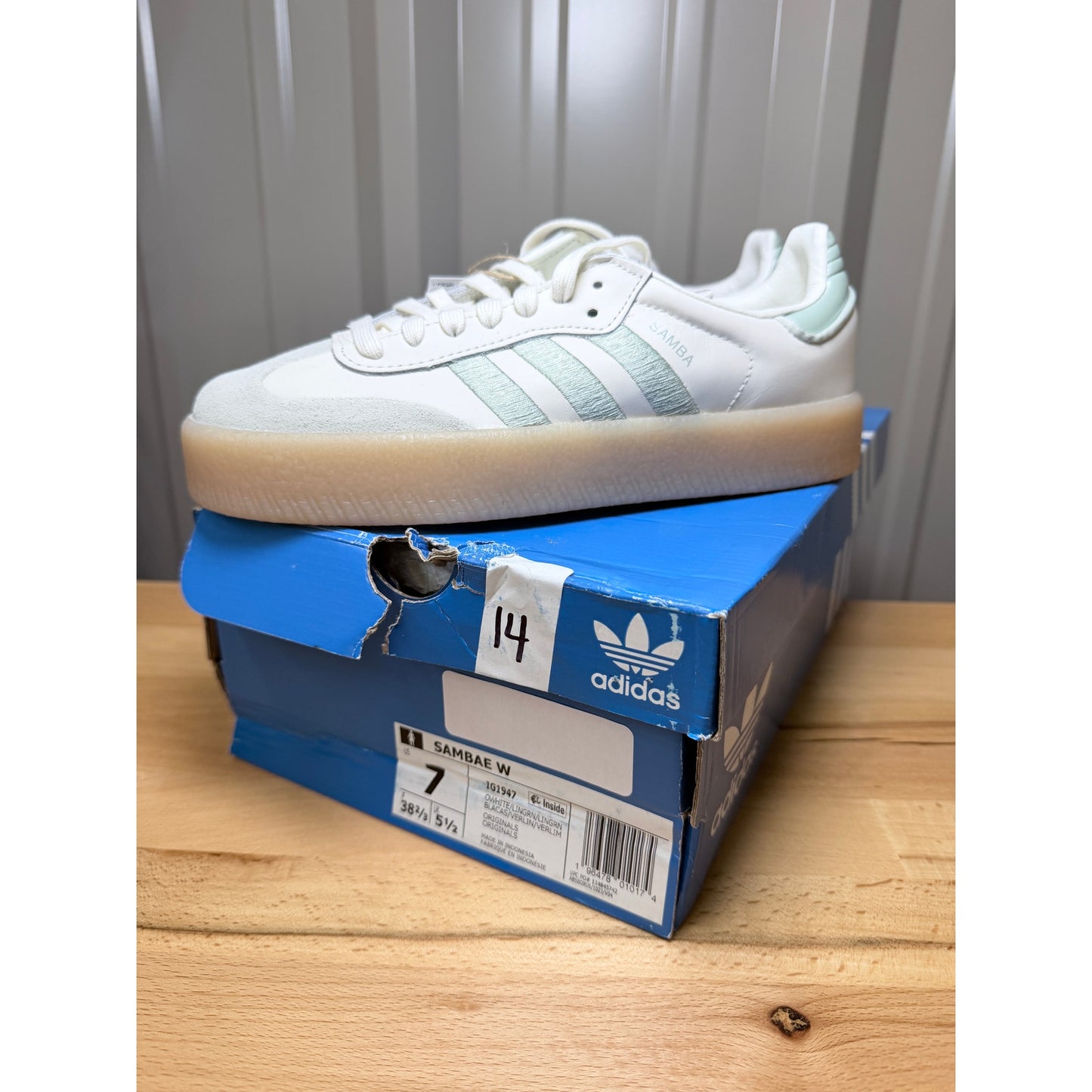 Adidas Sambae IG1947 Off White / Linen Green Women’s Size 7 New!