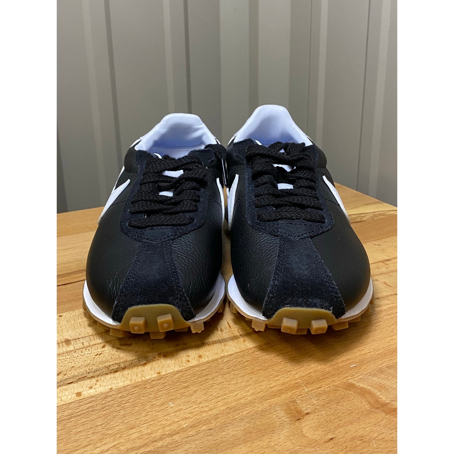 Nike Ld-1000 Black/White Women's Size 5 IB6745-002 New!