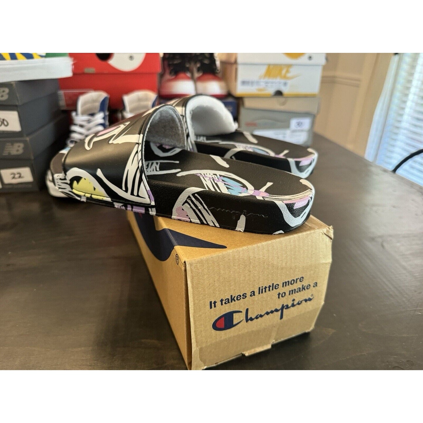 Champion IPO Comic Slides Black Multicolor Size 7 Youth/9 W (GS) Big Kids' NWB!