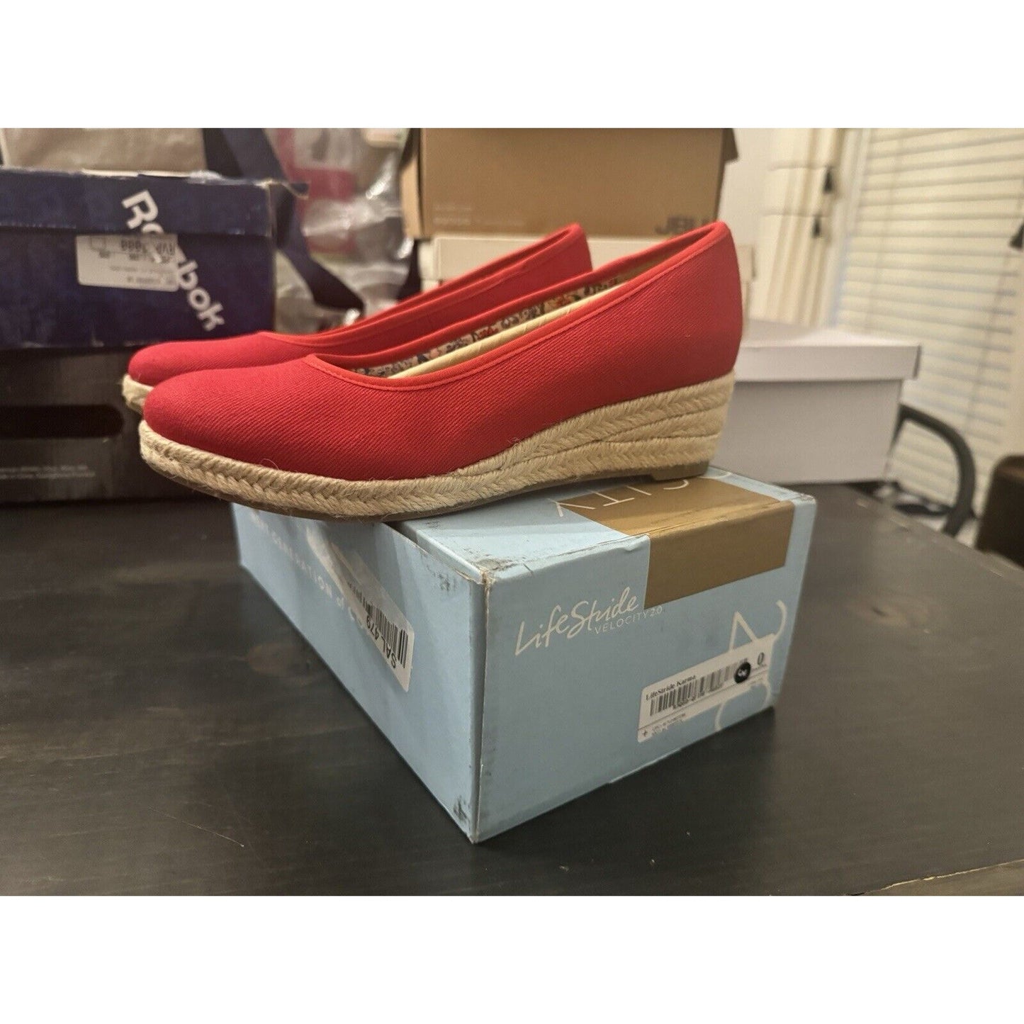 LifeStride Women's Karma Slip-On Shoes Size 6W Red NIB
