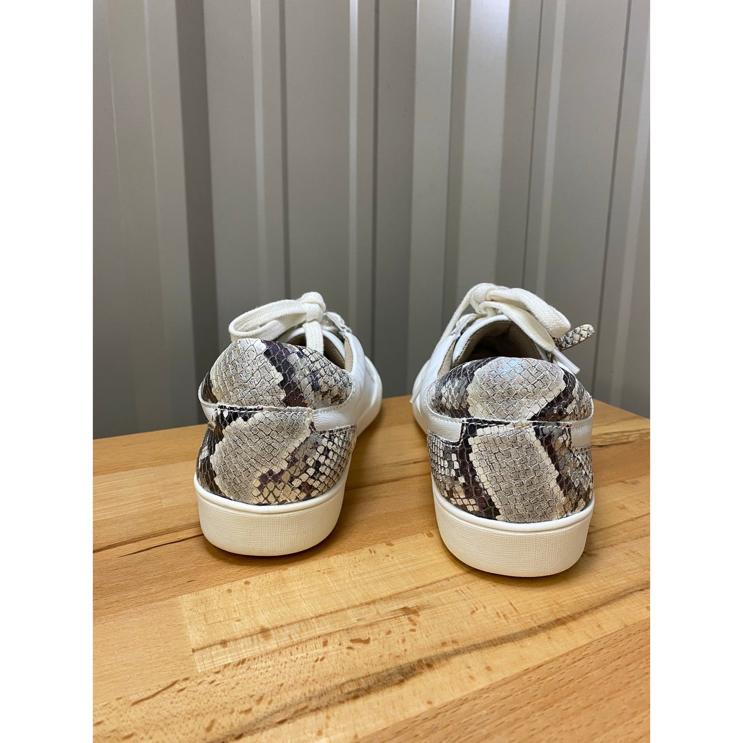 Naturalizer Macayla Women's White/Crocodile Leather Size 6.5