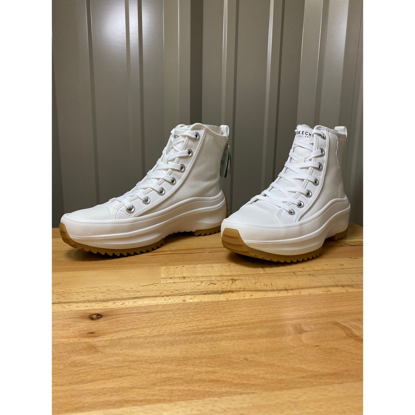 Skechers Trail Blaze Stomper Avenue High Tops Women's Size 5.5 New!