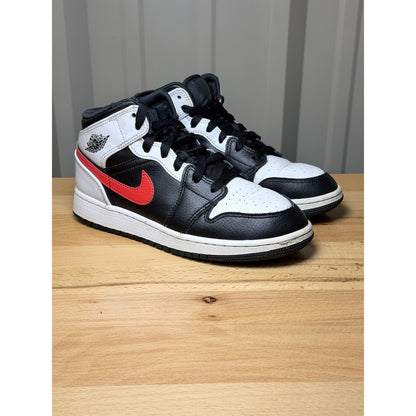 Nike Air Jordan 1 Mid Chile Red / White / Black 554725 075 GS Size 4.5y
