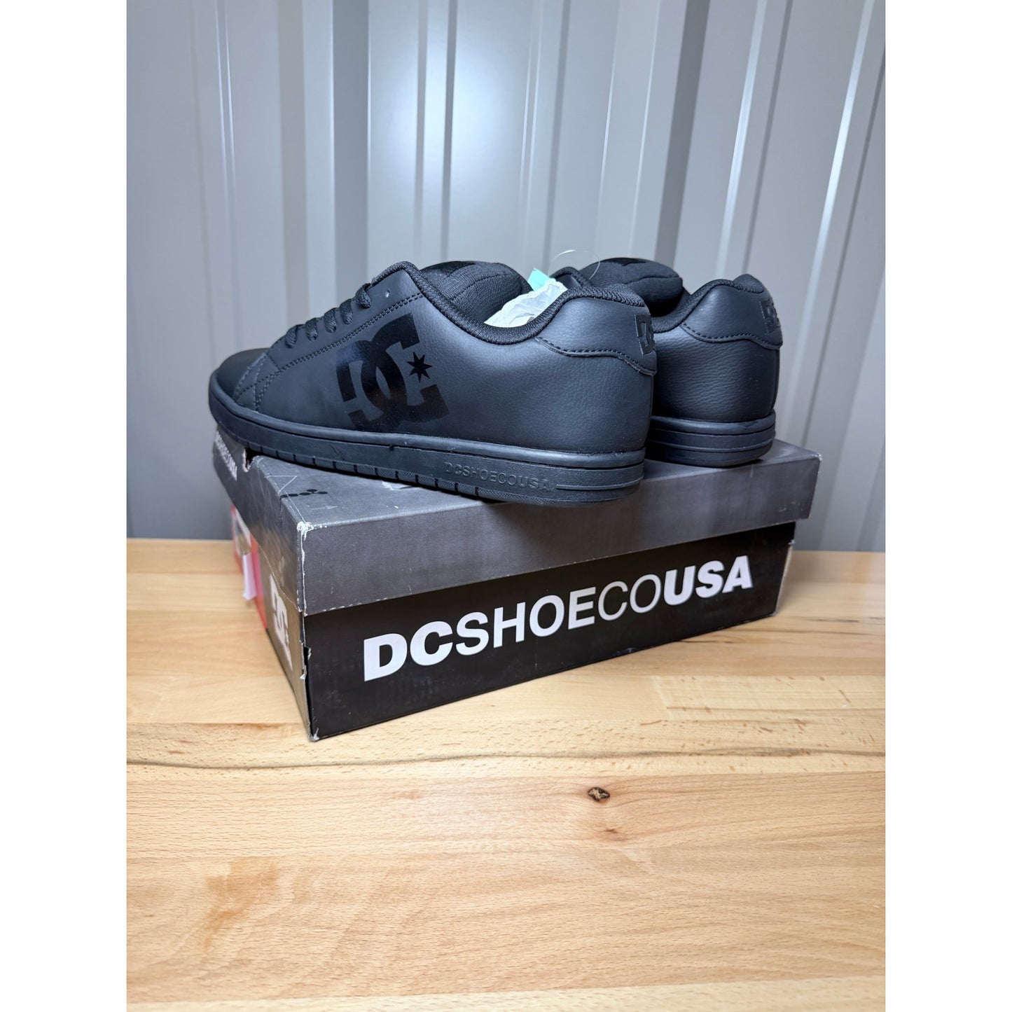 DC Shoes Gaveler Low Top Men’s Triple Black Skate Shoes Size 11.5 New!