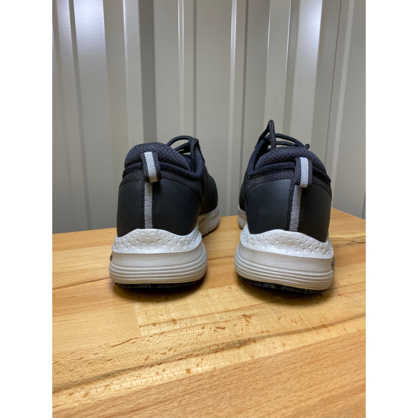 Skechers Arch Fit SR Ebinal Work Footwear Women's Size 7 Black Composite Toe
