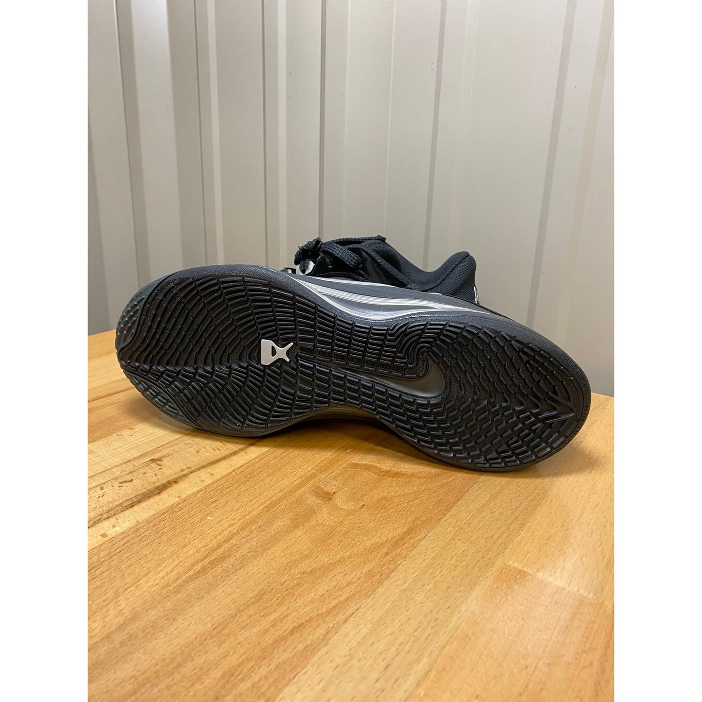 Nike A'One Black/Metallic Silver FZ8605-002 Women's 8 New!
