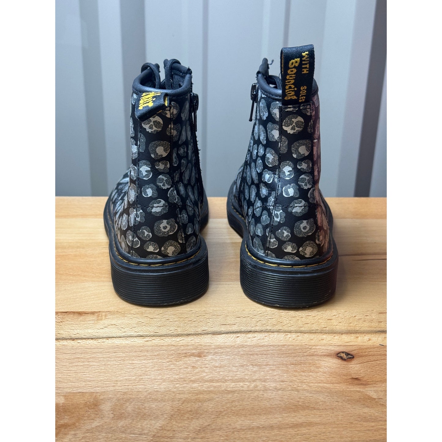Dr. Martens 1460 J Loud Leopard Hydro Lace Up Side Zip Size 3 Youth.