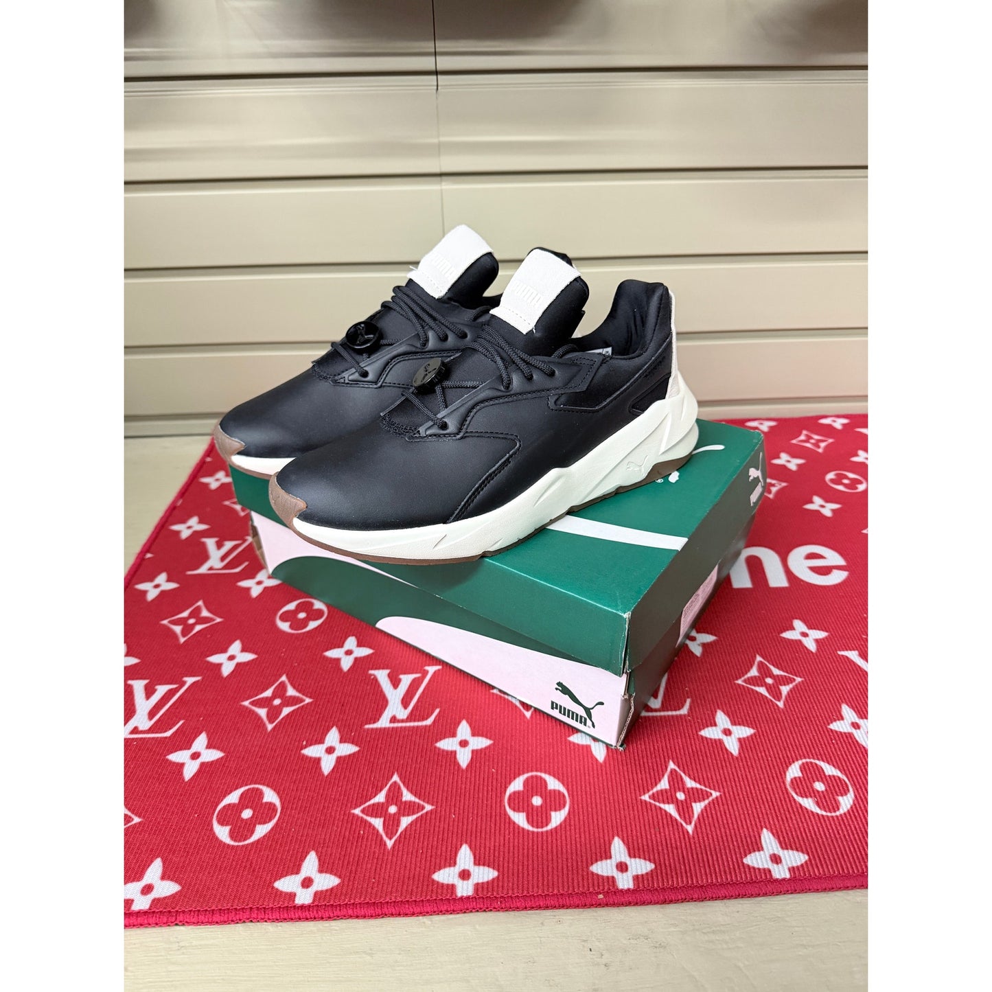 Puma Fier Nitro Women’s Black Leather Size 8 New!