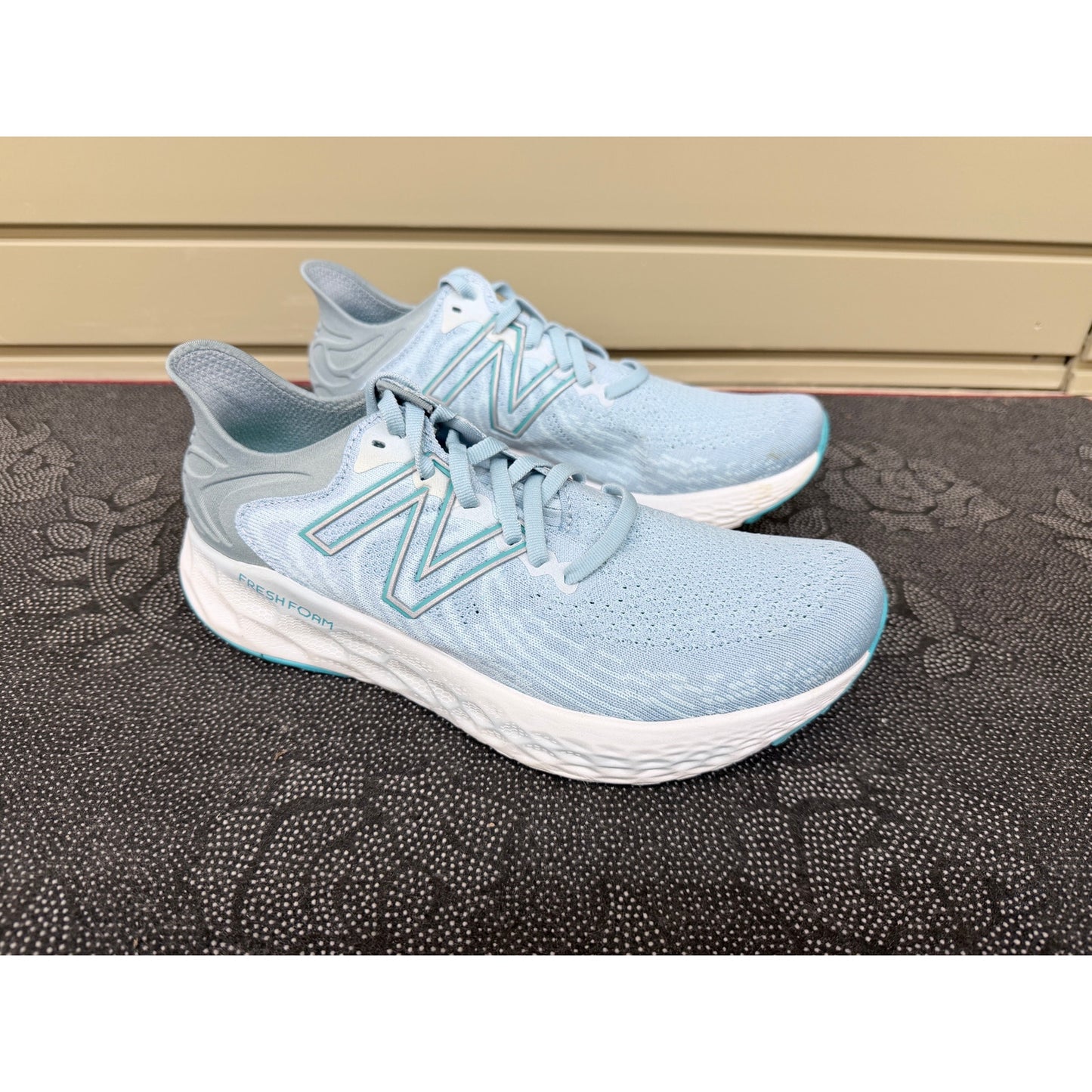 New Balance Fresh Foam 1080v11 Light Blue Women’s Size 8