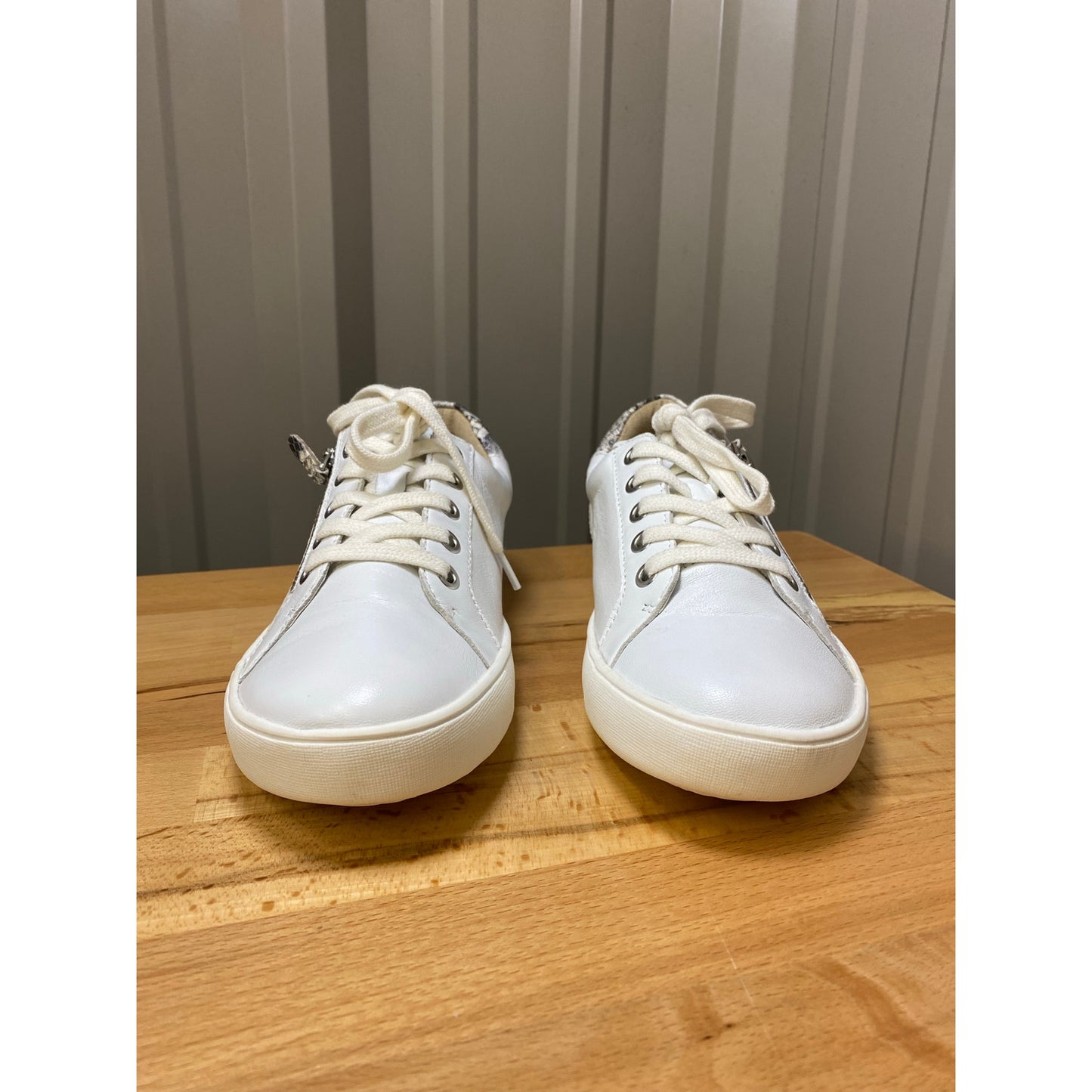 Naturalizer Macayla Women's White/Crocodile Leather Size 6.5