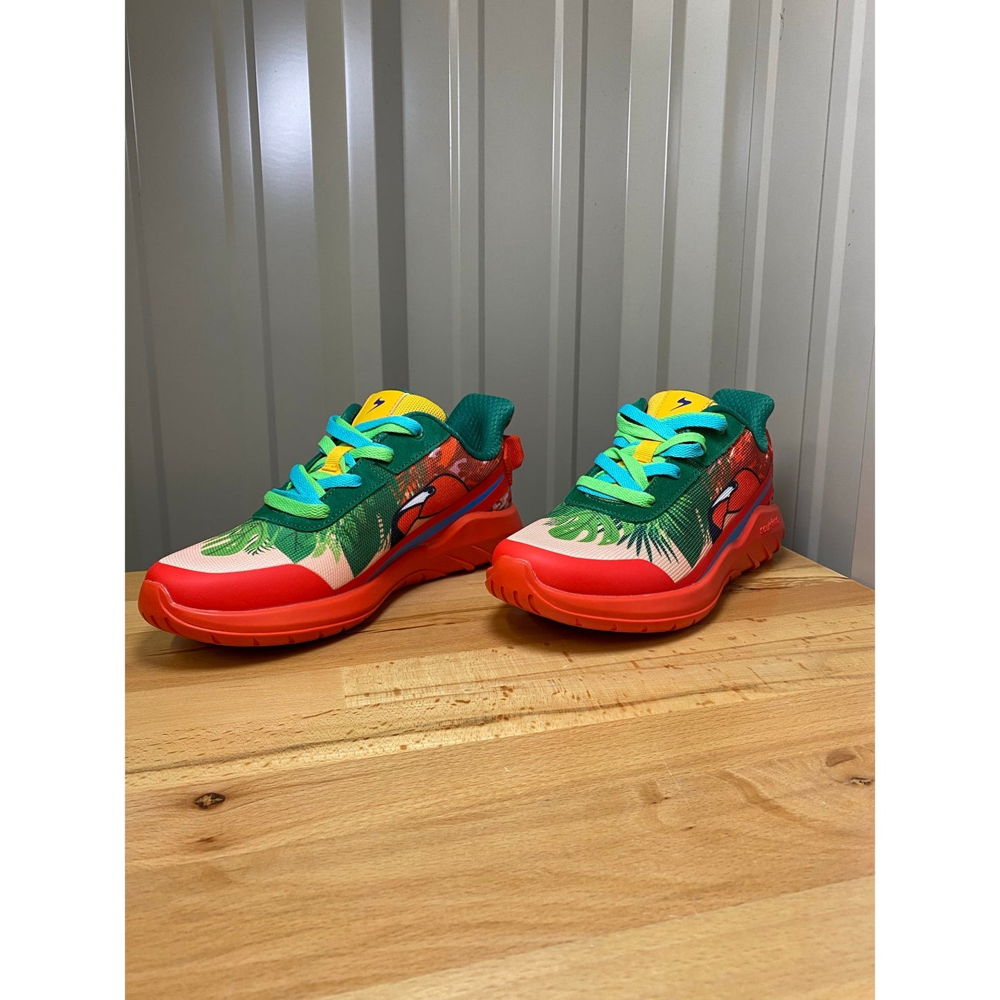 Soulsfend Blackout Flamingo Running Shoes Women's SIze 9 New!