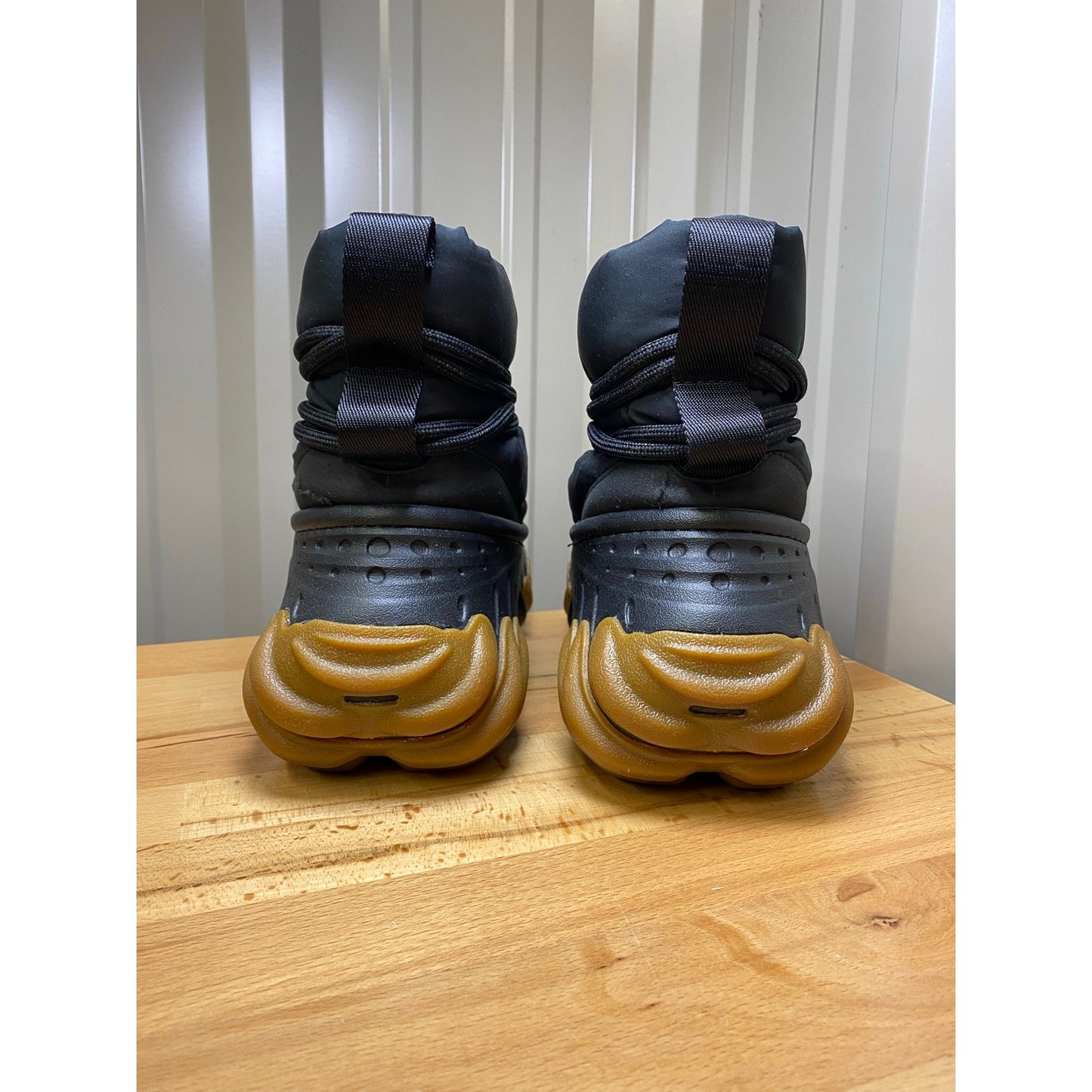 Crocs Echo Boots Black/Gum Size Women's 7/Men's 5