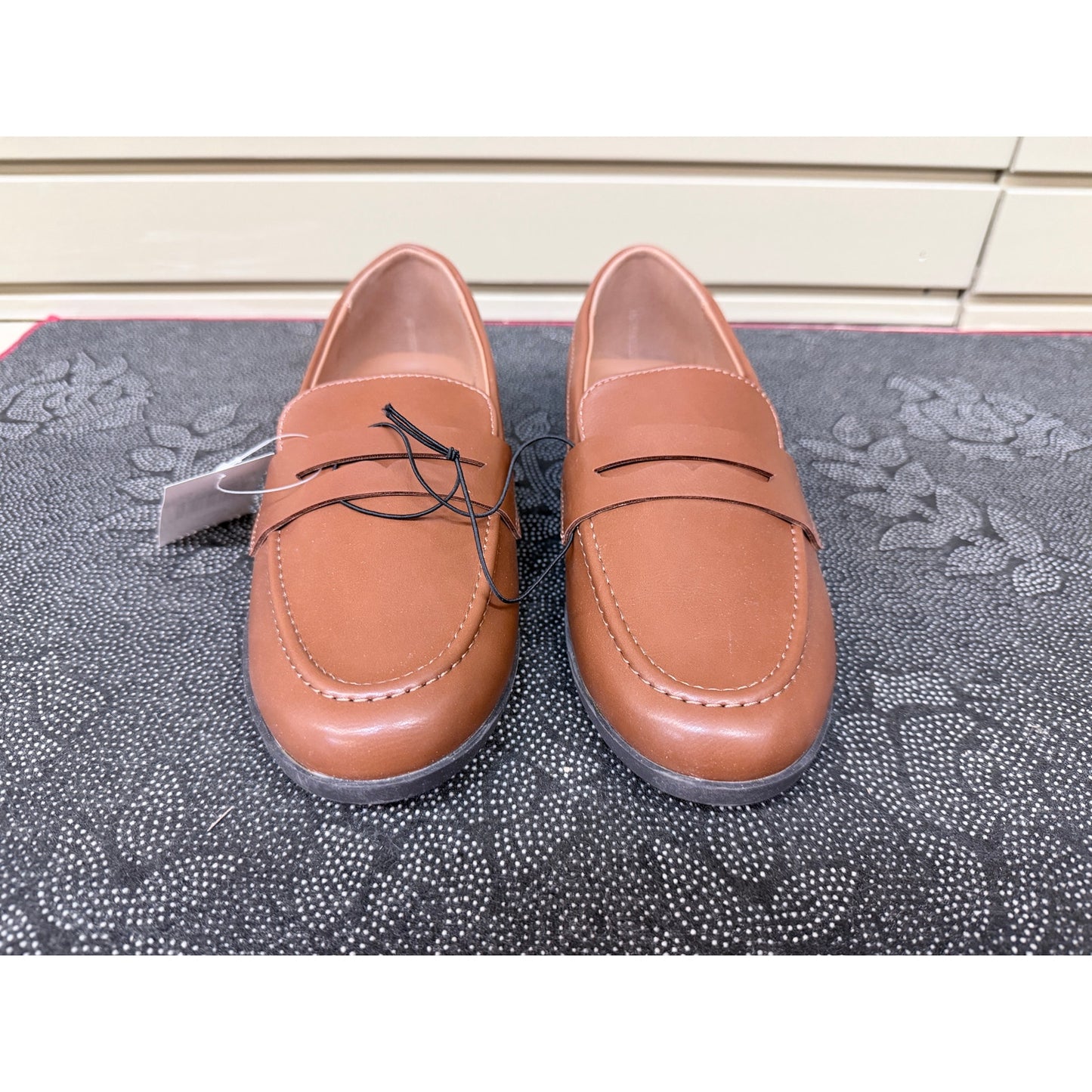 Kensie Gitty Women’s Cognac Brown Loafers Size 9 New!