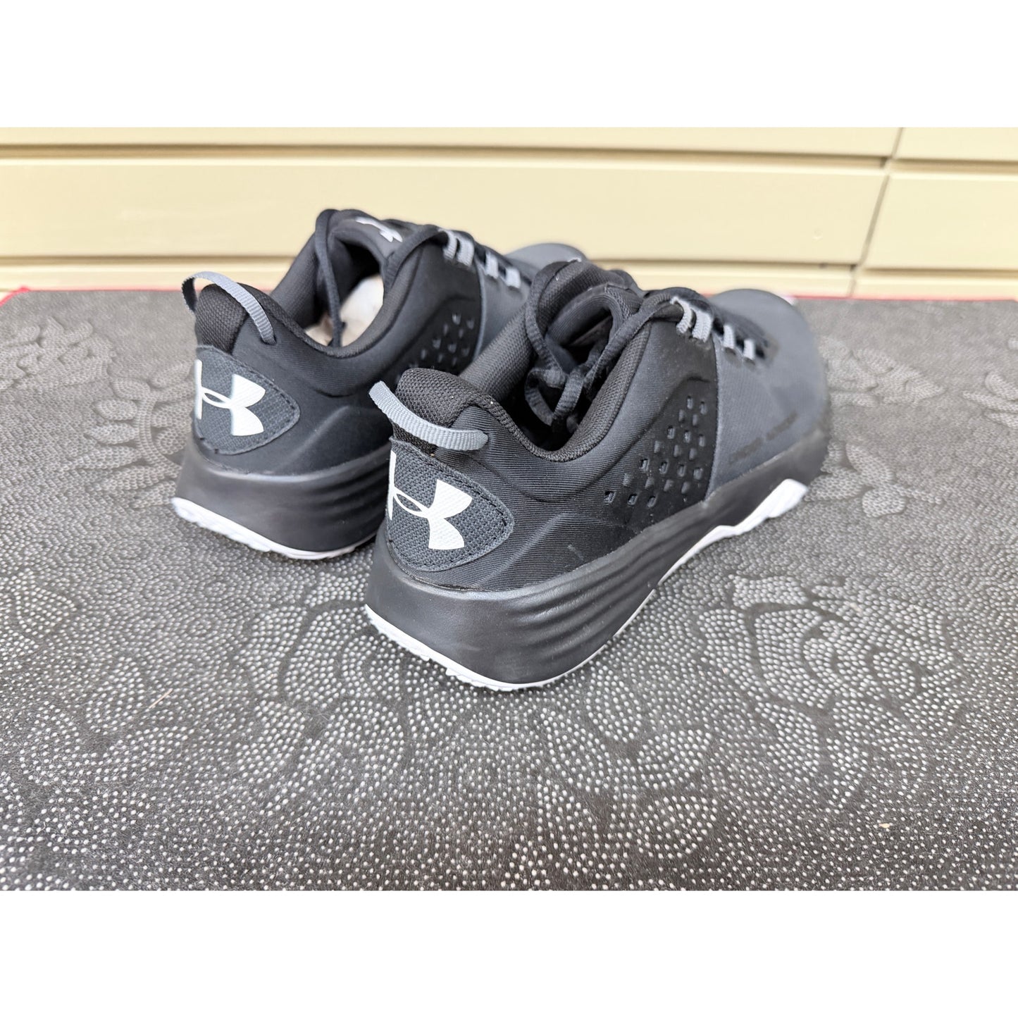 Under Armour BAM Trainer Team Bank Men’s Black / White Size 10.5