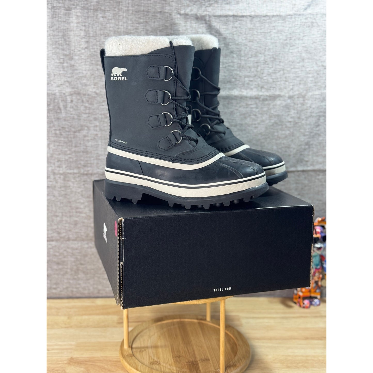 SOREL Caribou WP Black/Stone Waterproof Insulated Women’s Boots Size 9