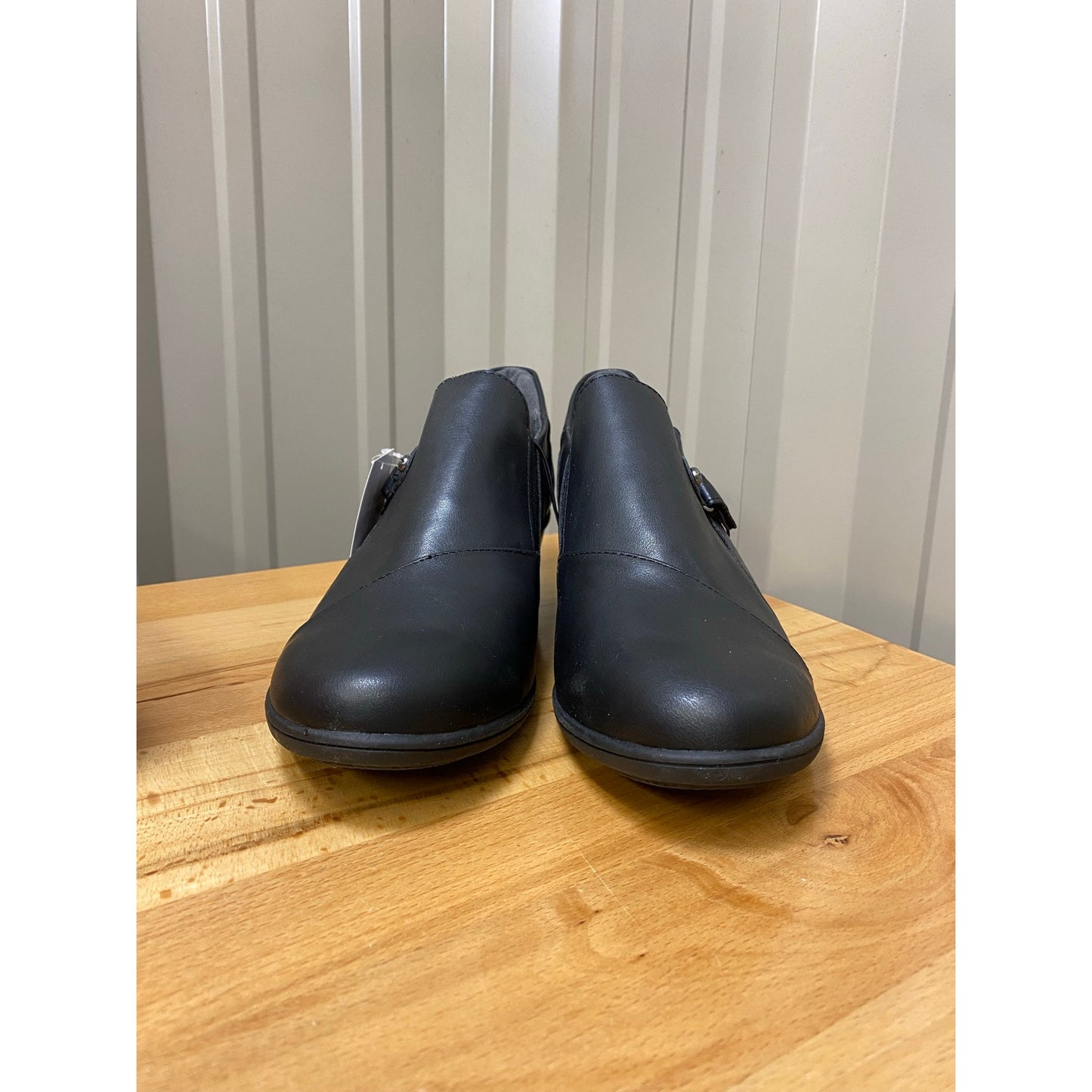 JBU Kyley Black Women's Size 8.5 New!