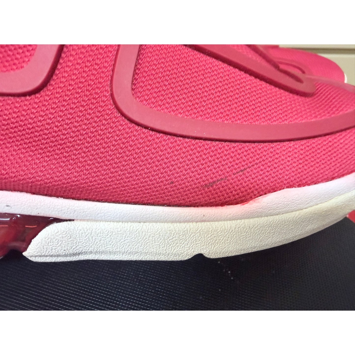 DKNY Nikki Zipper Slip On Women’s Red Sneakers Size 11
