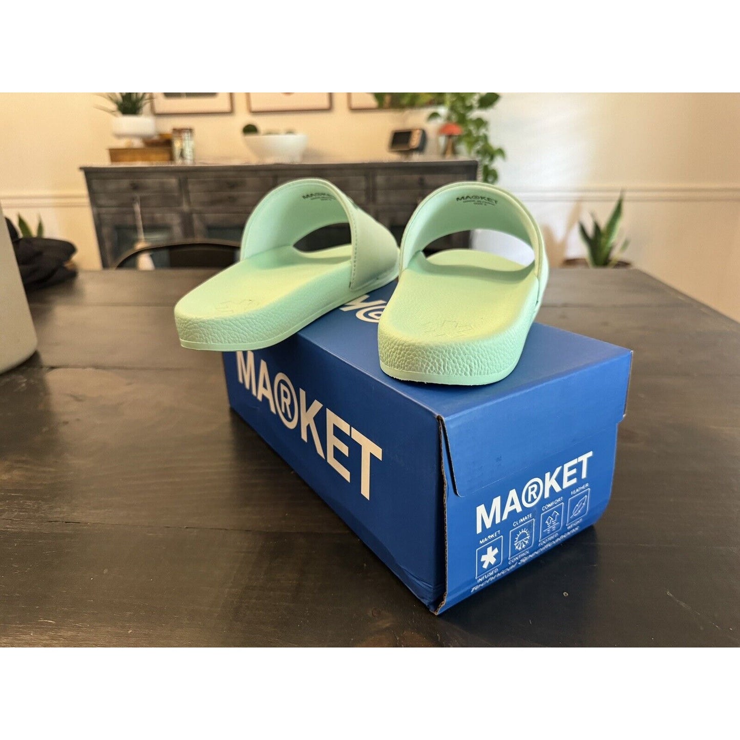 Market Men's Size 9 Women's Size 10. 5 Standard Slide Sandals Sage New In Box