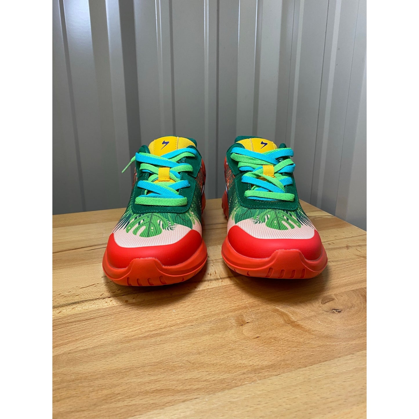 Soulsfend Blackout Flamingo Running Shoes Women's SIze 9 New!