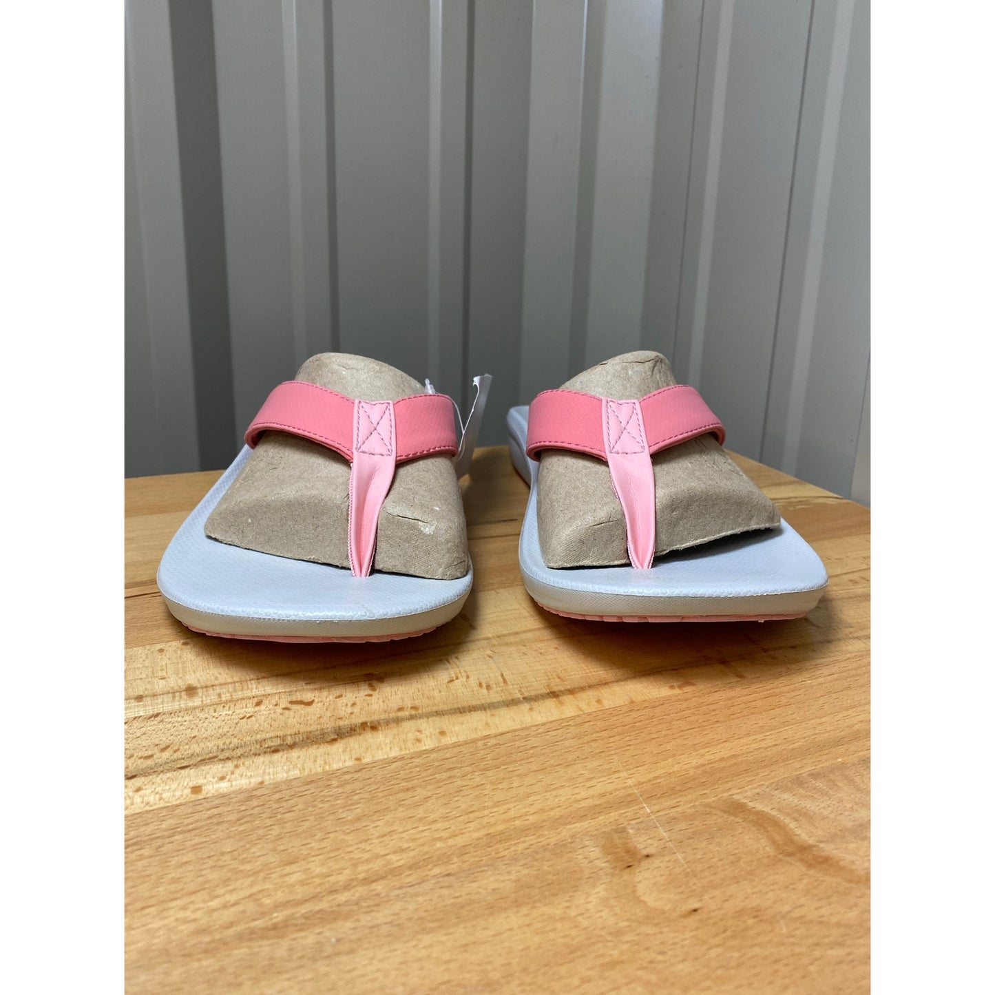 Columbia Barraca Flip Women's Size 11 Wild Salmon. Dark Mirage New!