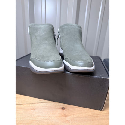 Vionic Norwood Faux Fur Ankle Boots Women’s Olive Green Size 7 New!