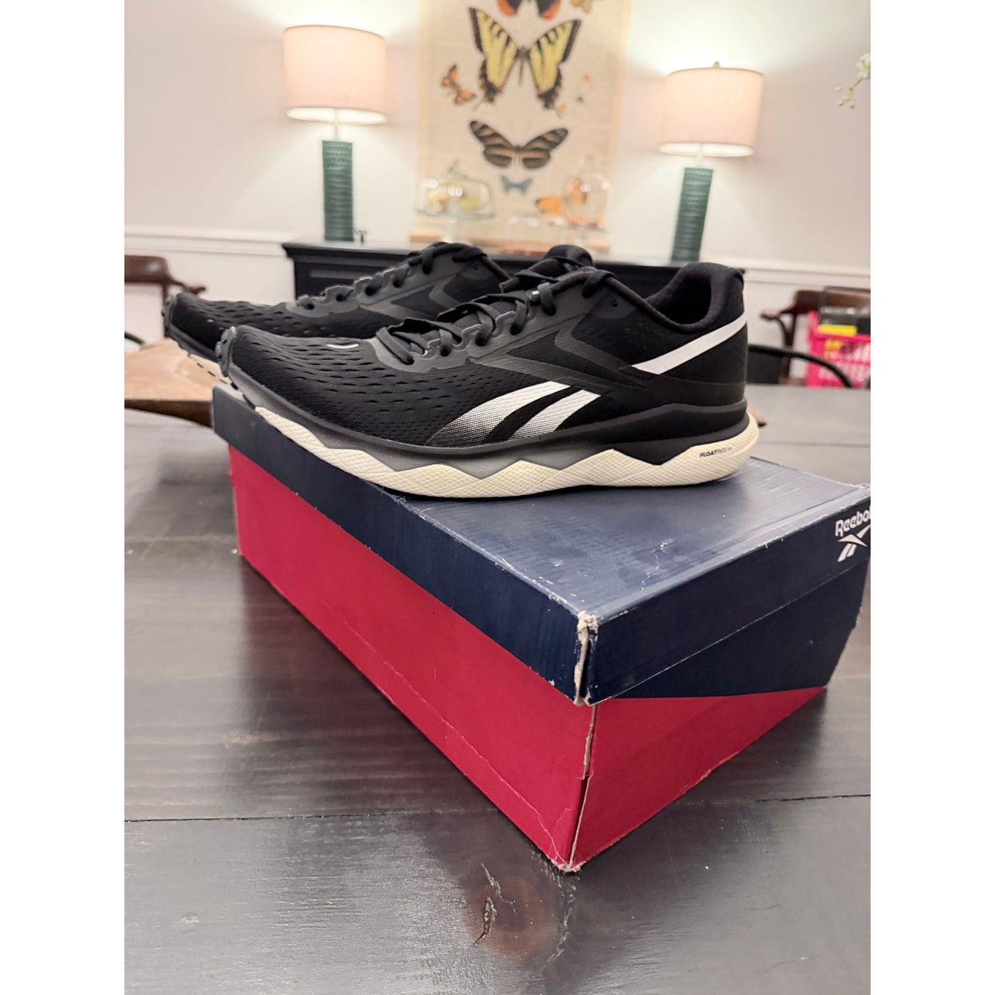 Reebok Floatride Run Fast 2.0 Men’s Black / Gray / White Sis 11 New!