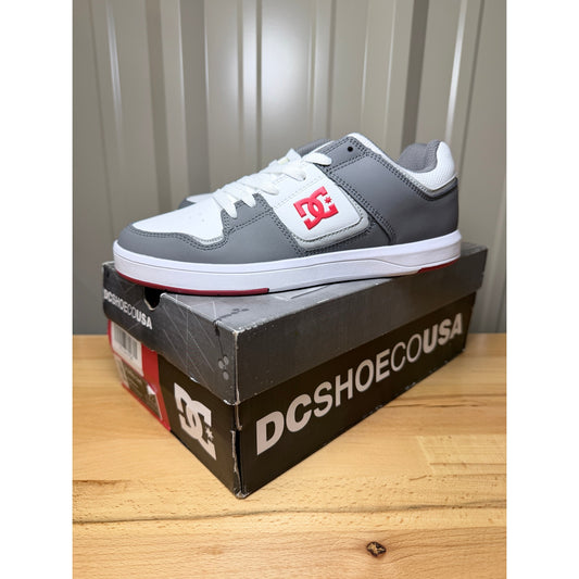 DC Shoes Cure Low Top Men’s White / Gray / Red Size 7.5 New!