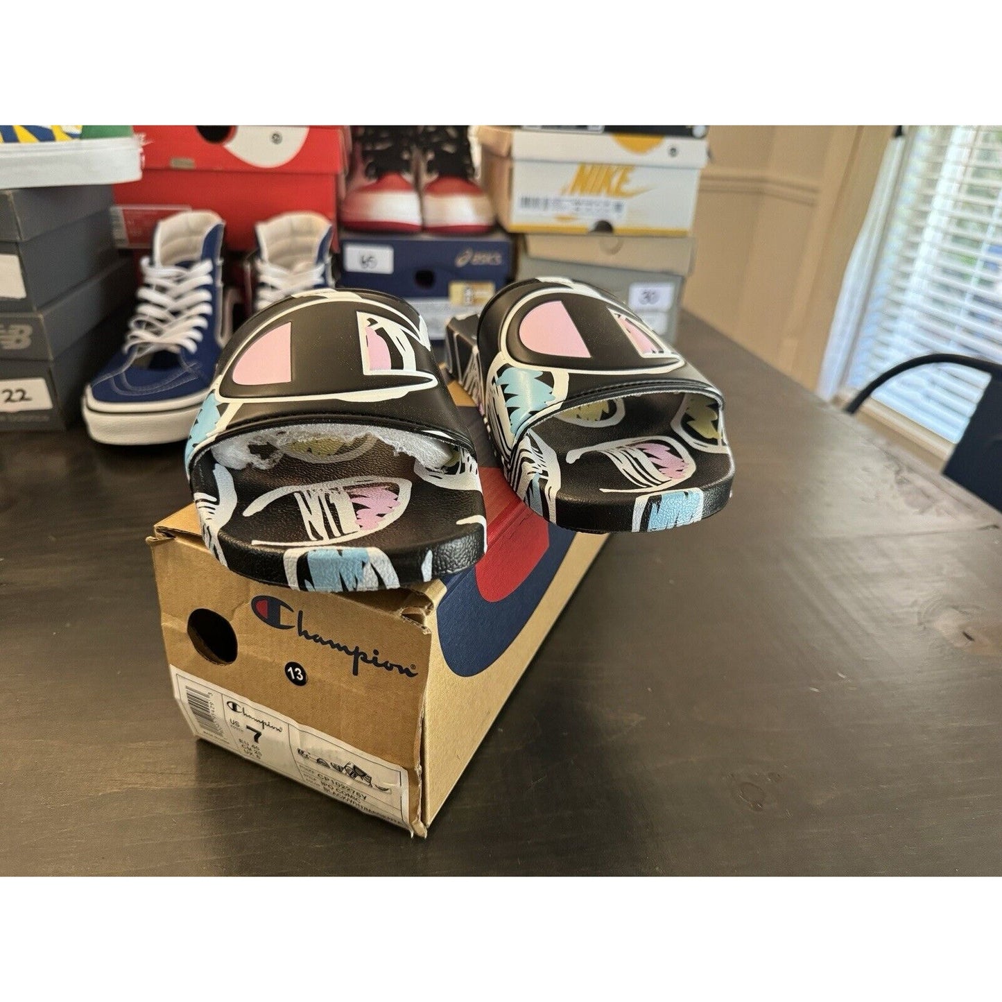 Champion IPO Comic Slides Black Multicolor Size 7 Youth/9 W (GS) Big Kids' NWB!