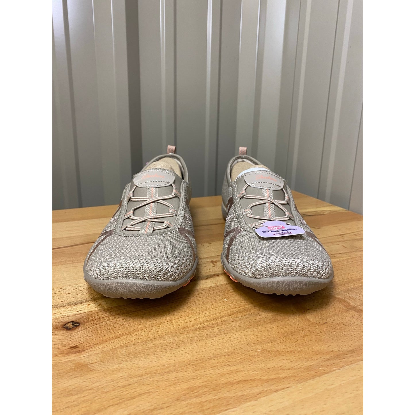 Skechers Breathe Easy a Look Mary Jane Flats Beige/Pink Women's Size 7.5 New!