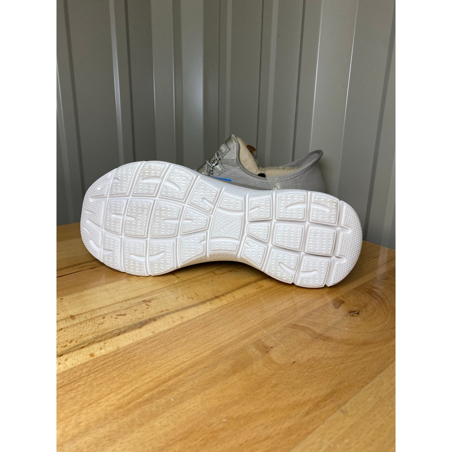 Skechers Summits Classy Night Women's Size 5.5 Taupe/Gold New! Machine Washable