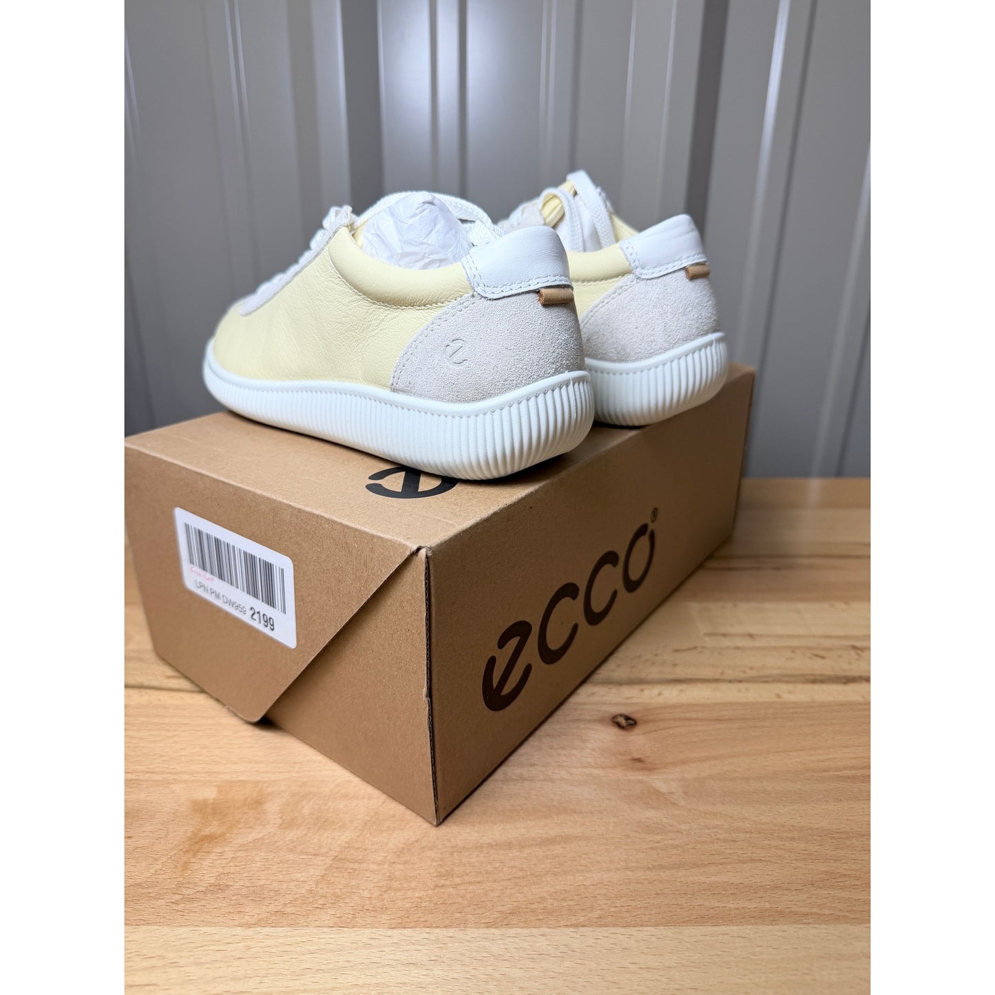 Ecco Soft Zero Women’s Sneakers Straw Limestone EU 37 US Size 6-6.5