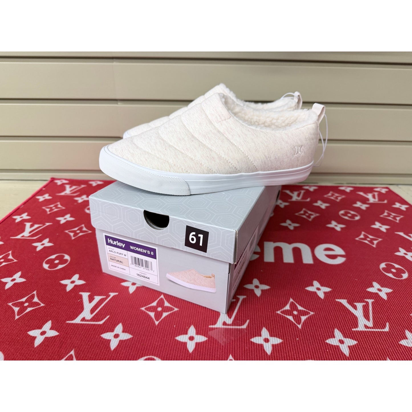 Hurley Arlo Puff Women’s Natural Beige Slip On Sneakers Size 8 New!