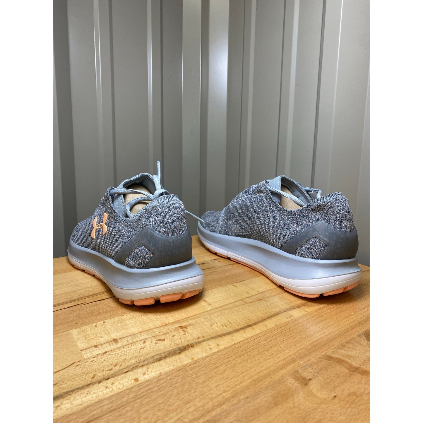 Under Armour Speedform Slingride TRI Women's Size 9.5 OCG/WHT/PYP New!