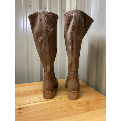 Baretraps Madelyn WC Mushroom Size 6 Wide Calf New!