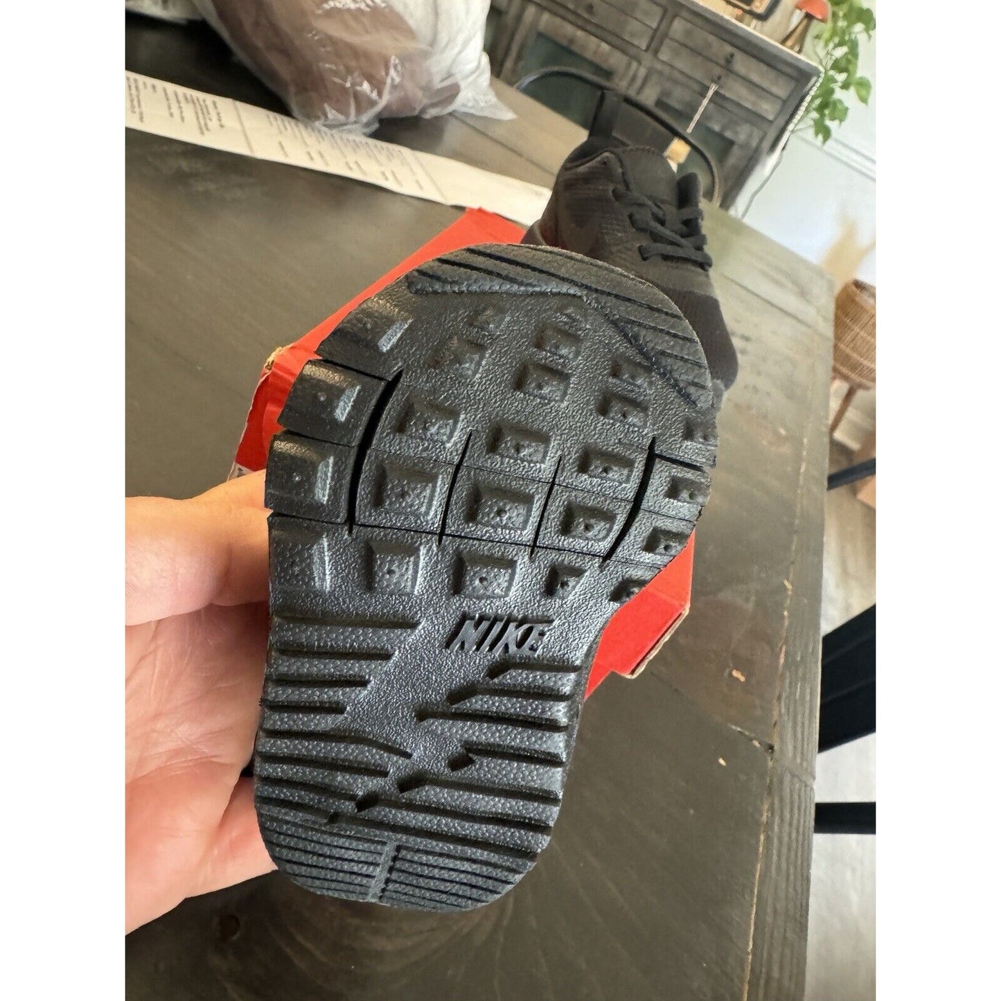 Nike Air Max Tavas (TDE) 4C. New In Box. $50 Retail!